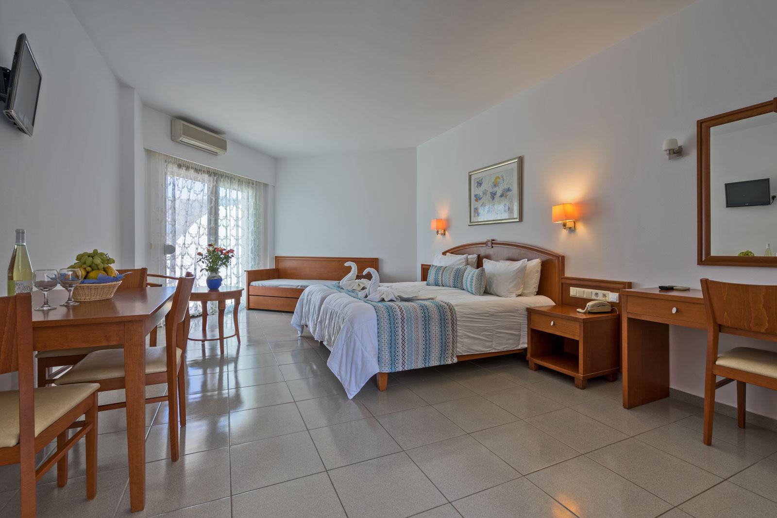 Delfina Boutique Hotel Paralia Kourna Eksteriør bilde