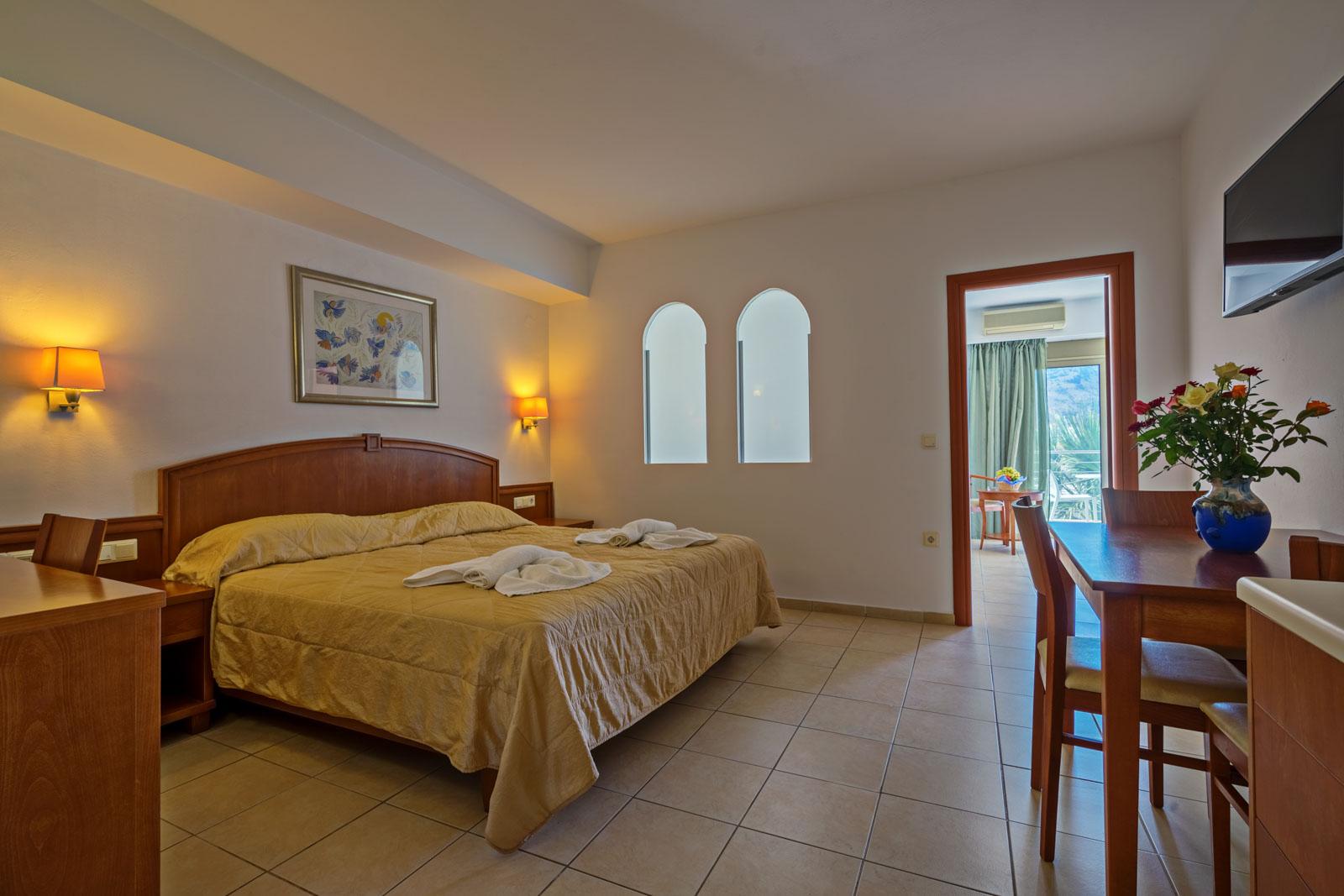 Delfina Boutique Hotel Paralia Kourna Eksteriør bilde